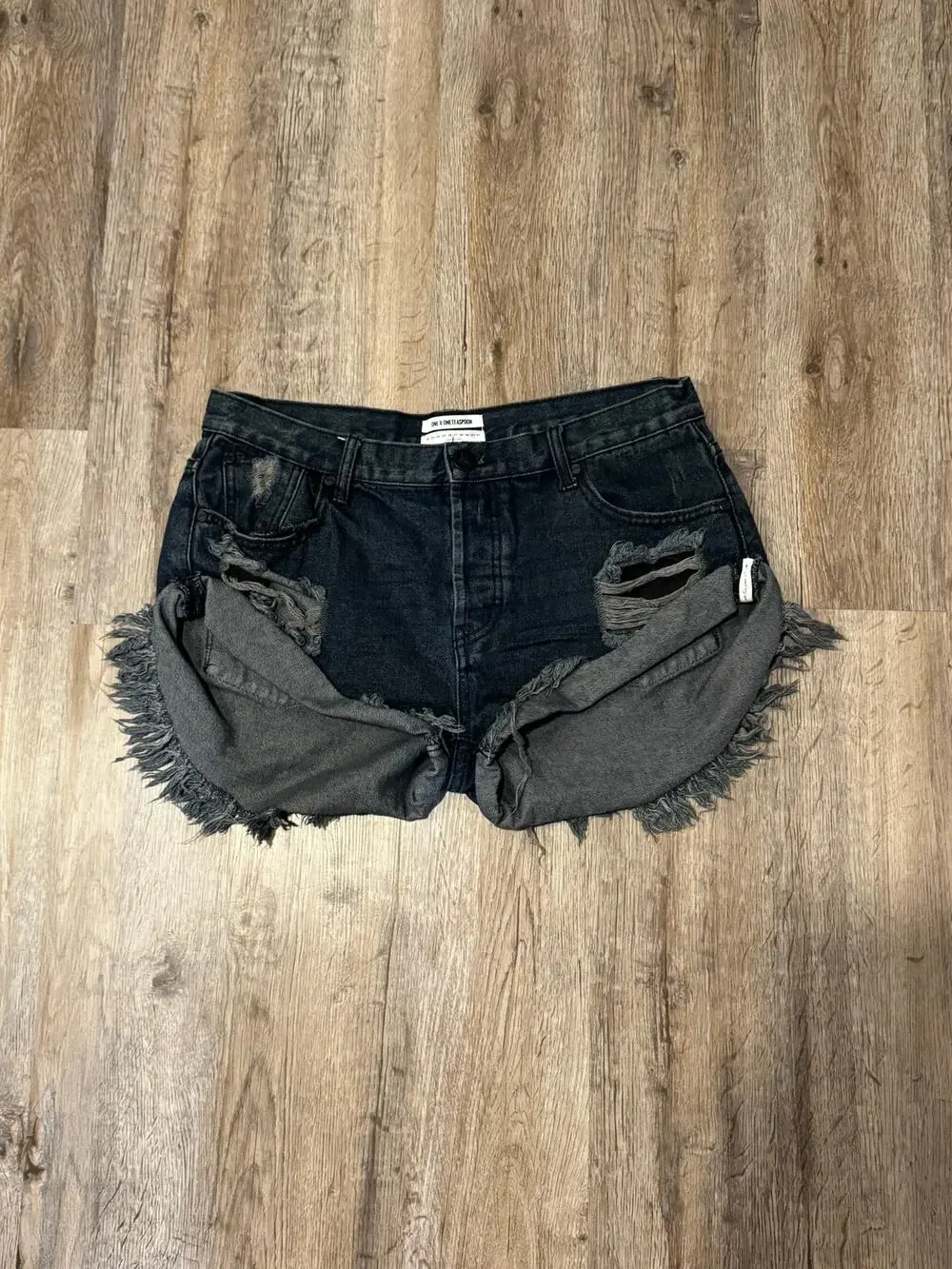 One Teaspoon Women’s Bandits Denim Shorts Size 30